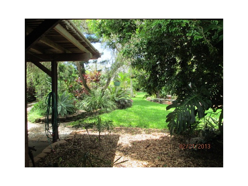 35 Bathurst Street, Elliott Heads QLD 4670