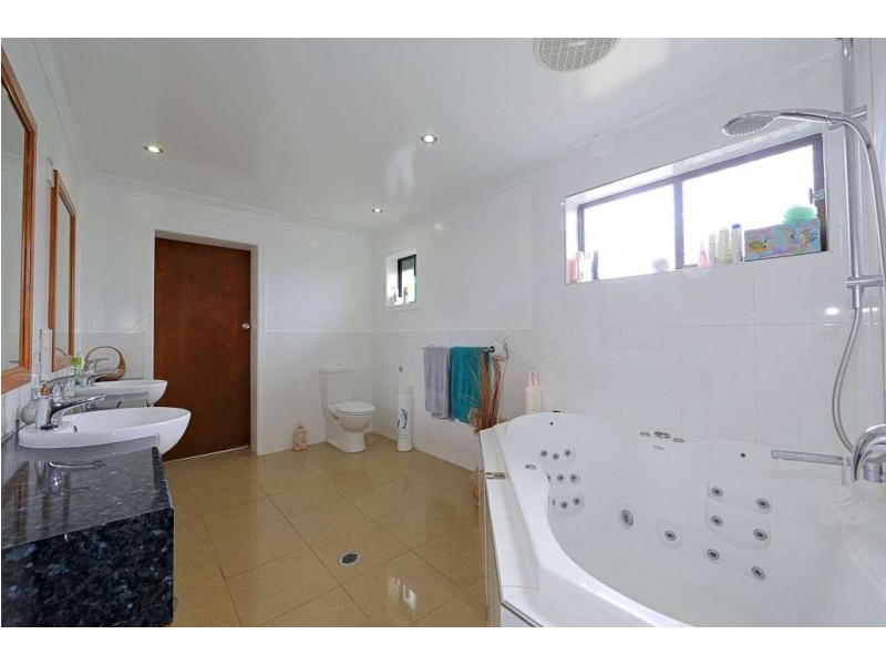 50 Croft Street, Bargara QLD 4670