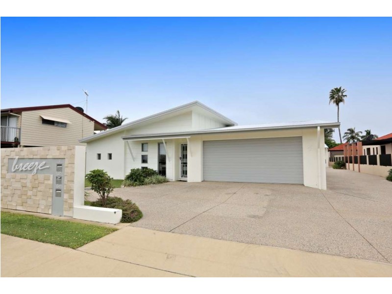 Unit 1, 8 Holland Street, Bargara QLD 4670