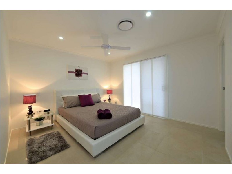 Unit 1, 8 Holland Street, Bargara QLD 4670