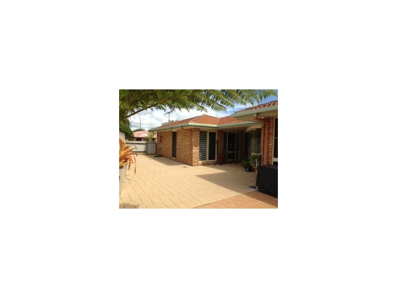 4 Captivation Court, Avoca QLD 4670
