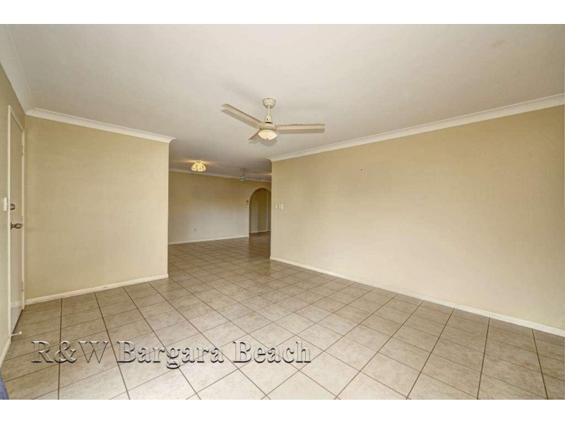 1 Blake Close, Coral Cove QLD 4670