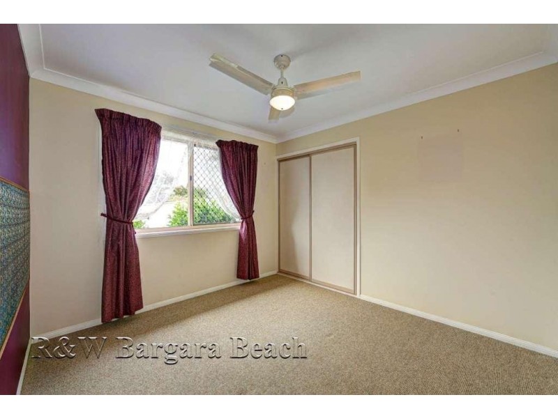 1 Blake Close, Coral Cove QLD 4670