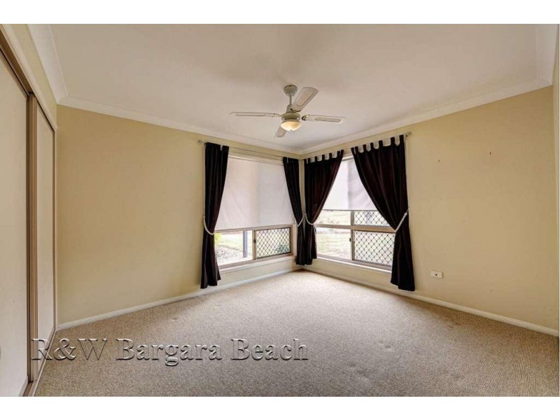 1 Blake Close, Coral Cove QLD 4670