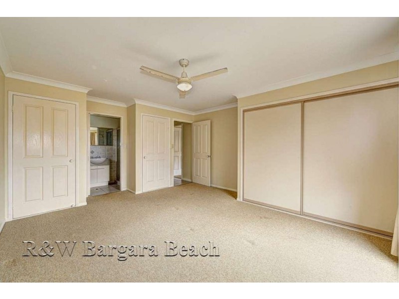 1 Blake Close, Coral Cove QLD 4670