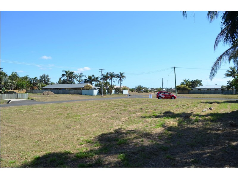 2 Palm Street, Innes Park QLD 4670