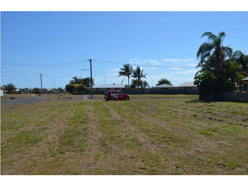 2 Palm Street, Innes Park QLD 4670