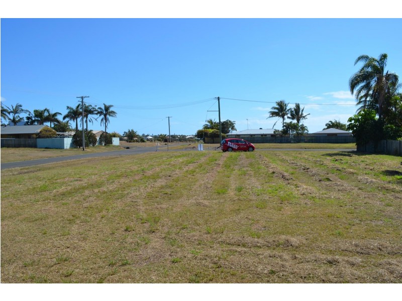 2 Palm Street, Innes Park QLD 4670