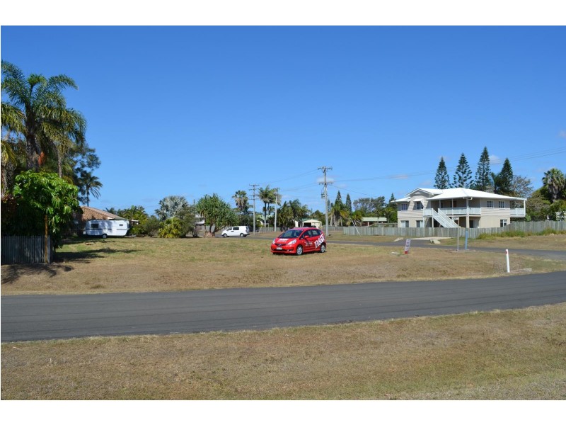 2 Palm Street, Innes Park QLD 4670