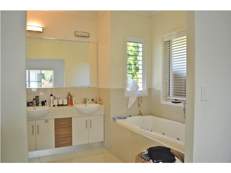 16 Masthead Drive, Bargara QLD 4670
