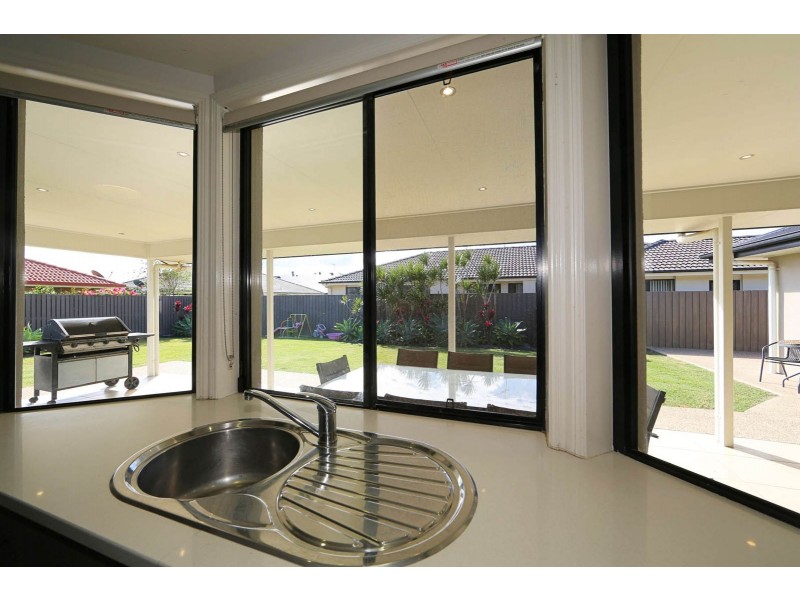 6 Liddell Court, Kepnock QLD 4670