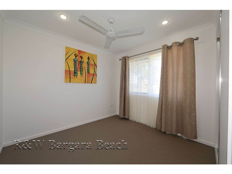 5 Spyglass Hill Court, Coral Cove QLD 4670