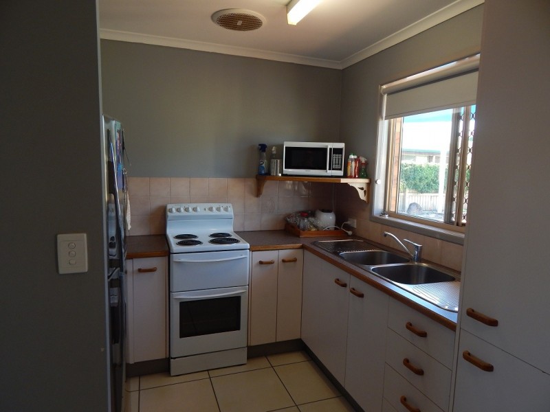 15 Hughes Road, Bargara QLD 4670