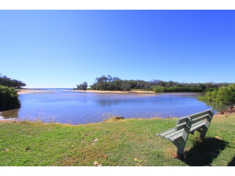 1 Esplanade, Innes Park QLD 4670