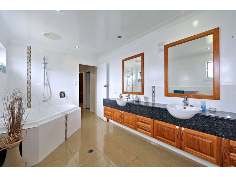 50 Croft Street, Bargara QLD 4670