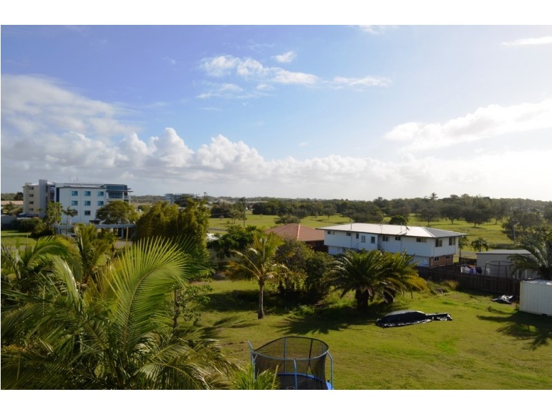 Unit 39,Dwell 107 Esplanade, Bargara QLD 4670