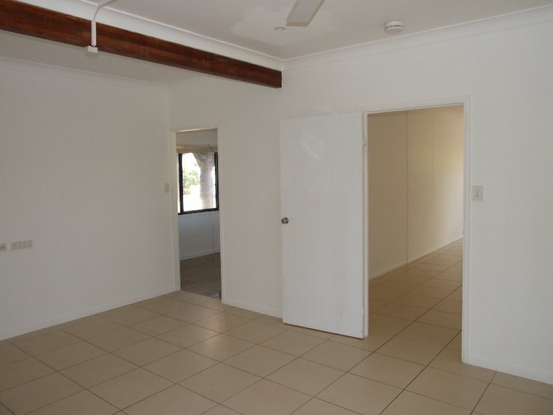 33 Dante Street, Burnett Heads QLD 4670