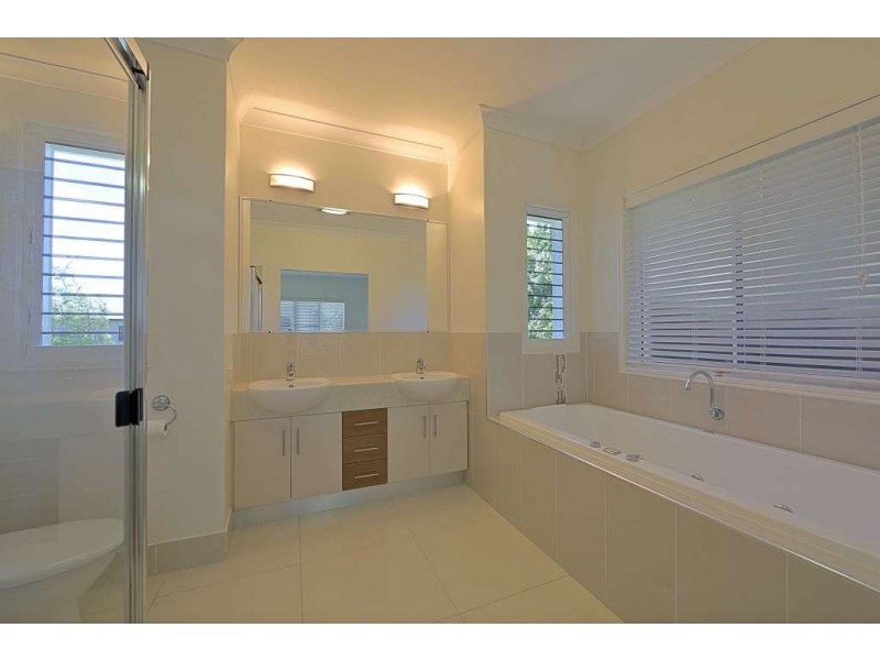 16 Masthead Drive, Bargara QLD 4670
