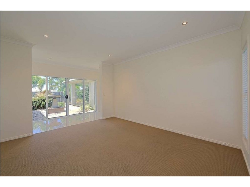 16 Masthead Drive, Bargara QLD 4670