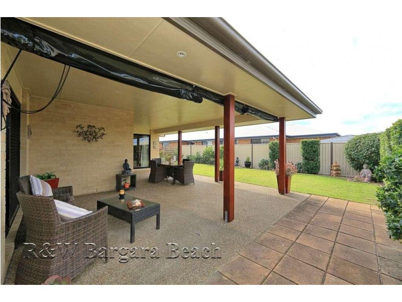 13 Wearing Road, Bargara QLD 4670