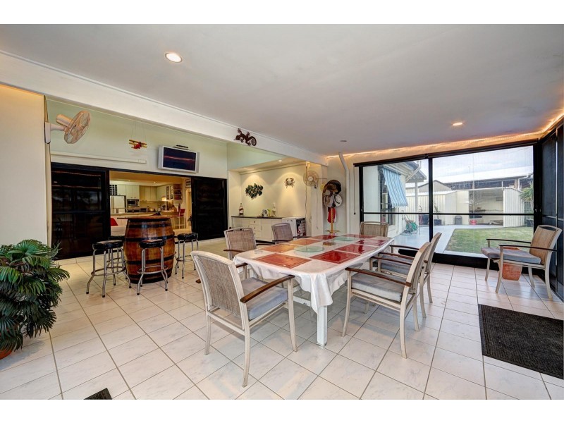 31 Coral Cove Drive, Coral Cove QLD 4670