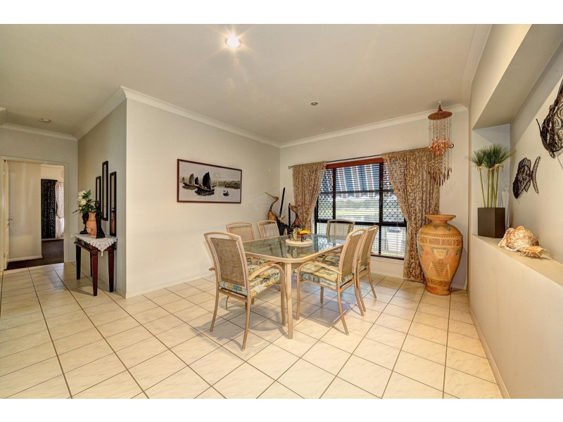 31 Coral Cove Drive, Coral Cove QLD 4670