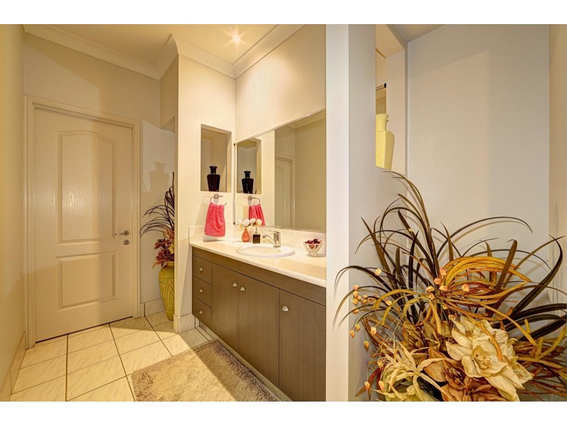 31 Coral Cove Drive, Coral Cove QLD 4670