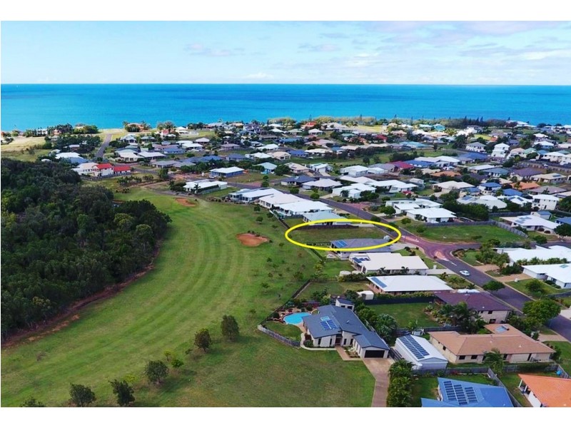 42 Bisdee Street, Coral Cove QLD 4670