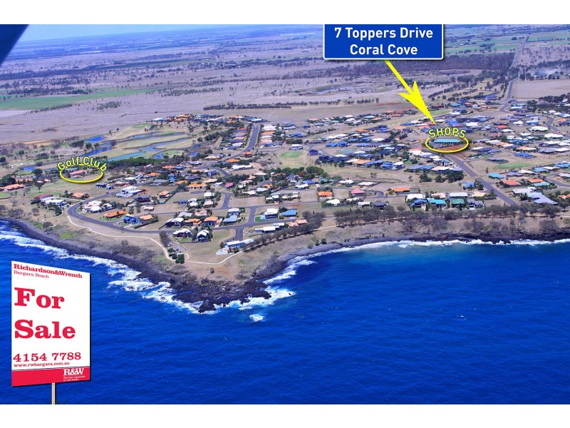 7 Toppers Drive, Coral Cove QLD 4670
