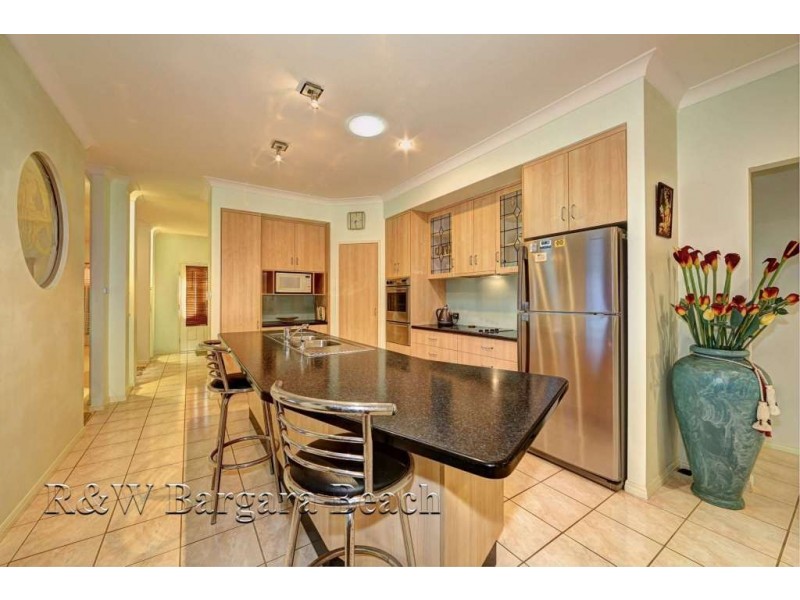 House 5, 5 Robert John Circuit, Coral Cove QLD 4670