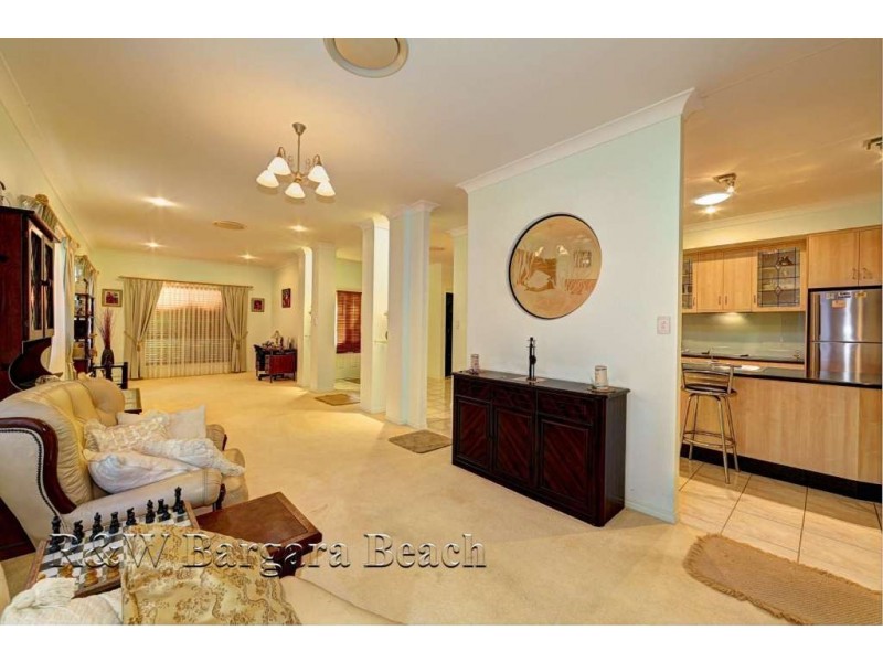 House 5, 5 Robert John Circuit, Coral Cove QLD 4670