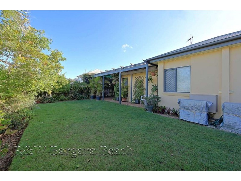 House 5, 5 Robert John Circuit, Coral Cove QLD 4670
