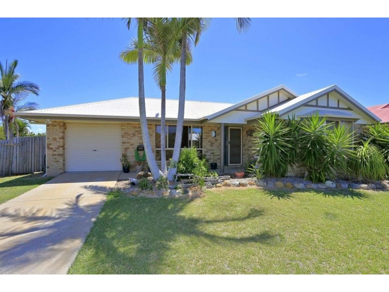 9 Plymouth Street, Bargara QLD 4670