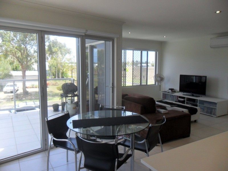 Unit 3 Beach Break, 6 McDougall Street, Bargara QLD 4670