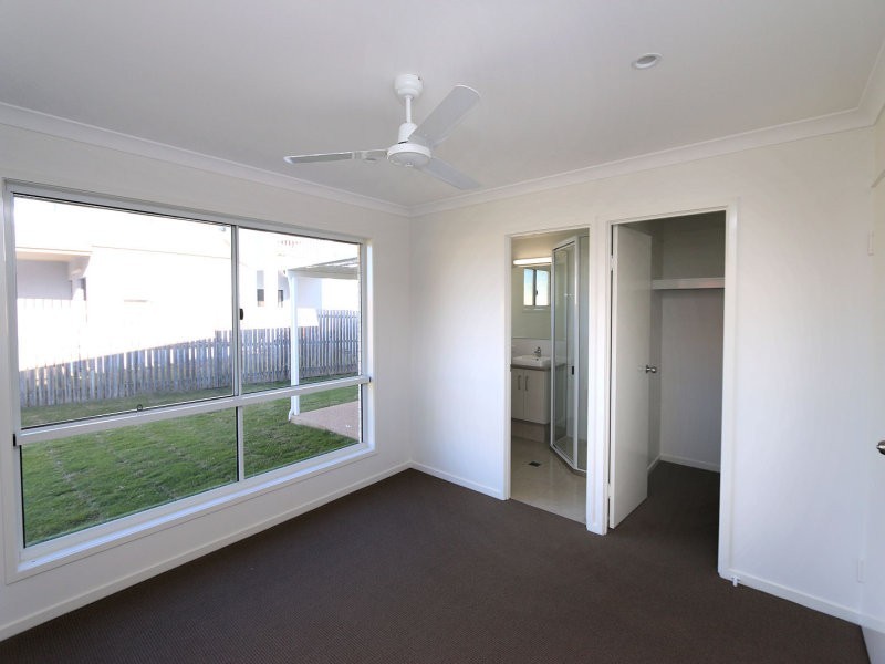 12 Belmonte Drive, Coral Cove QLD 4670