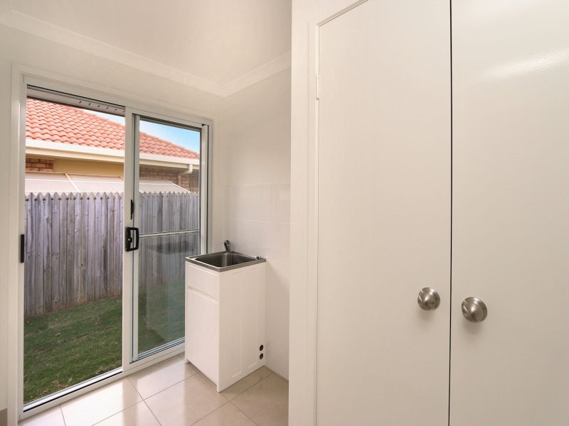 12 Belmonte Drive, Coral Cove QLD 4670