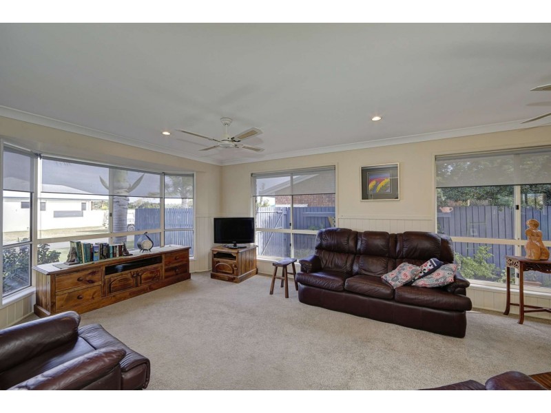 44 Grimwood Street, Bargara QLD 4670