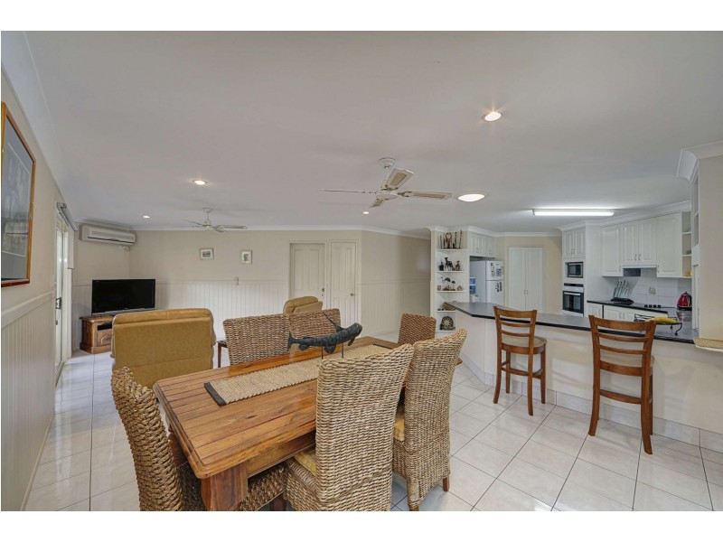 44 Grimwood Street, Bargara QLD 4670