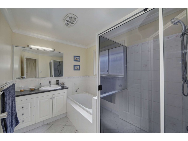 44 Grimwood Street, Bargara QLD 4670