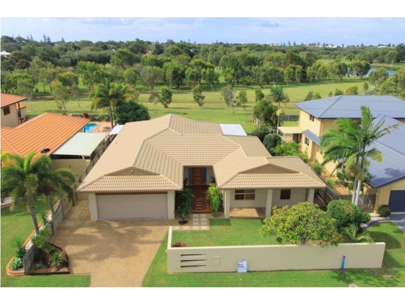102 Davidson Street, Bargara QLD 4670