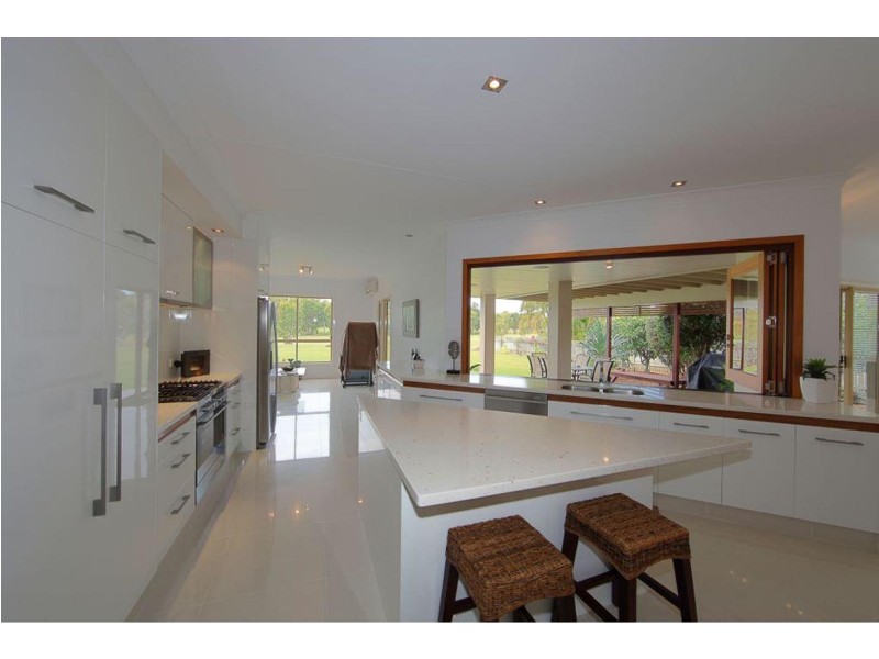 102 Davidson Street, Bargara QLD 4670