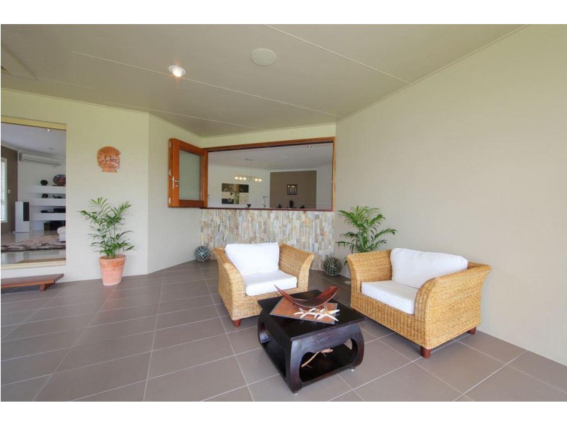 102 Davidson Street, Bargara QLD 4670