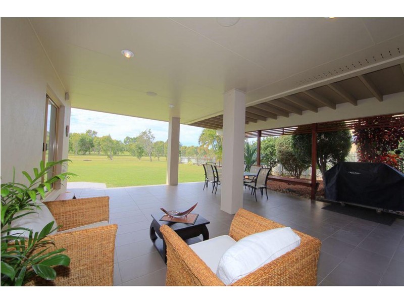 102 Davidson Street, Bargara QLD 4670