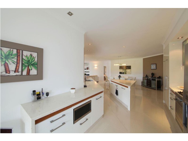 102 Davidson Street, Bargara QLD 4670