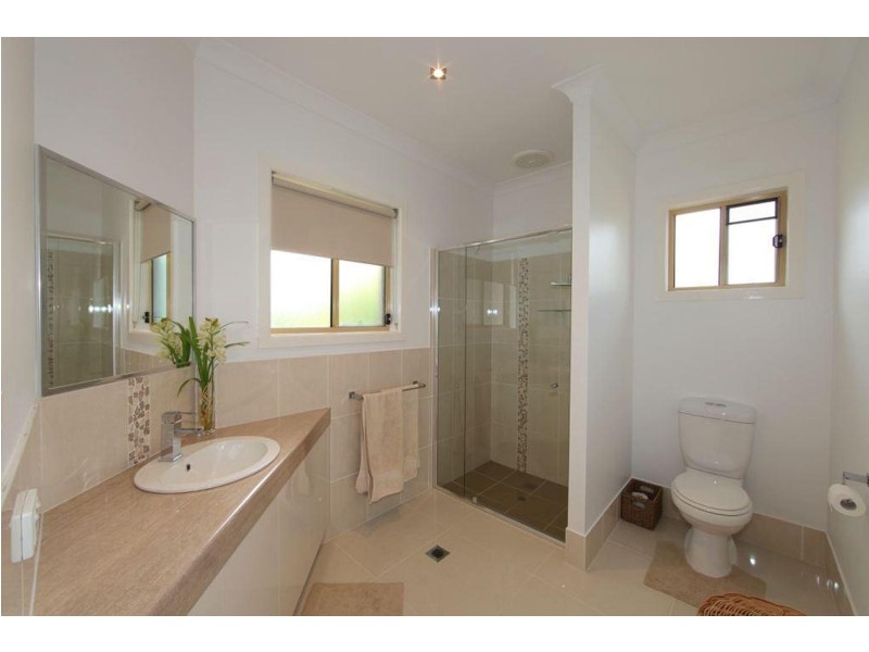102 Davidson Street, Bargara QLD 4670