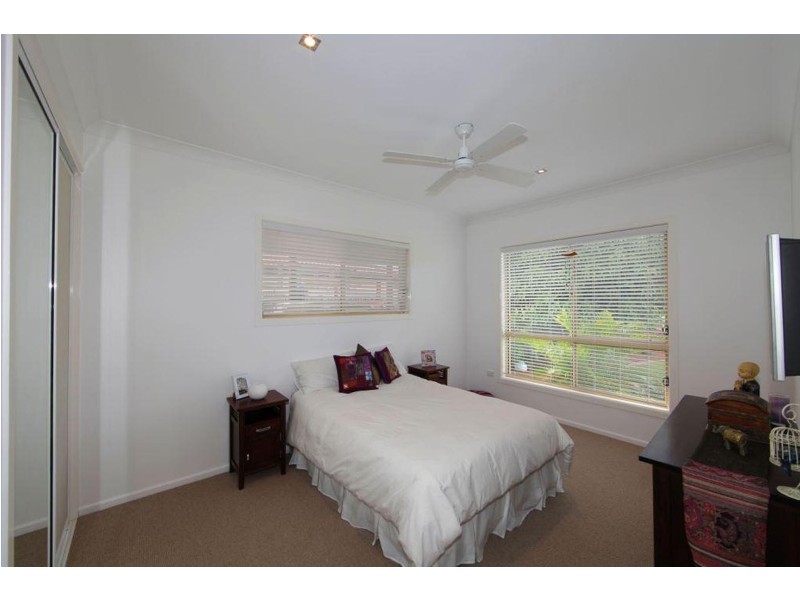 102 Davidson Street, Bargara QLD 4670