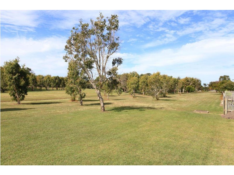 102 Davidson Street, Bargara QLD 4670