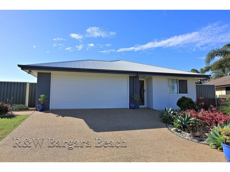 5 Spyglass Hill Court, Coral Cove QLD 4670