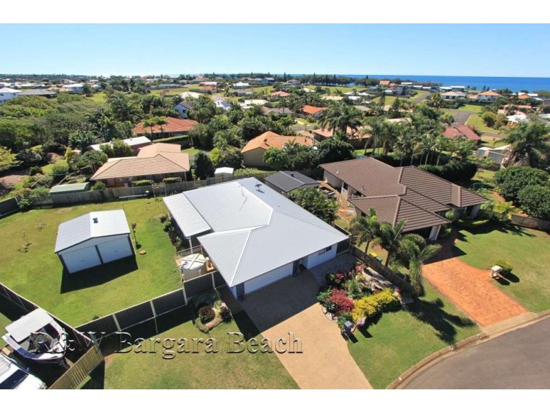 5 Spyglass Hill Court, Coral Cove QLD 4670