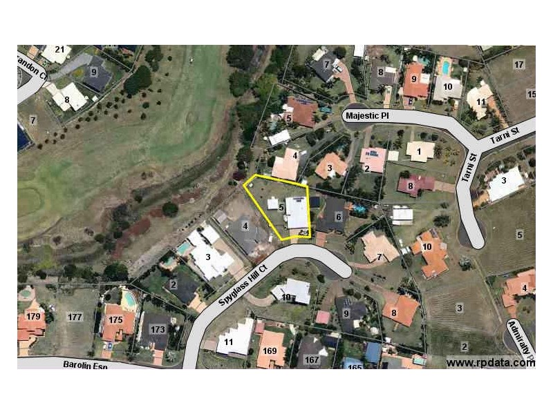 5 Spyglass Hill Court, Coral Cove QLD 4670